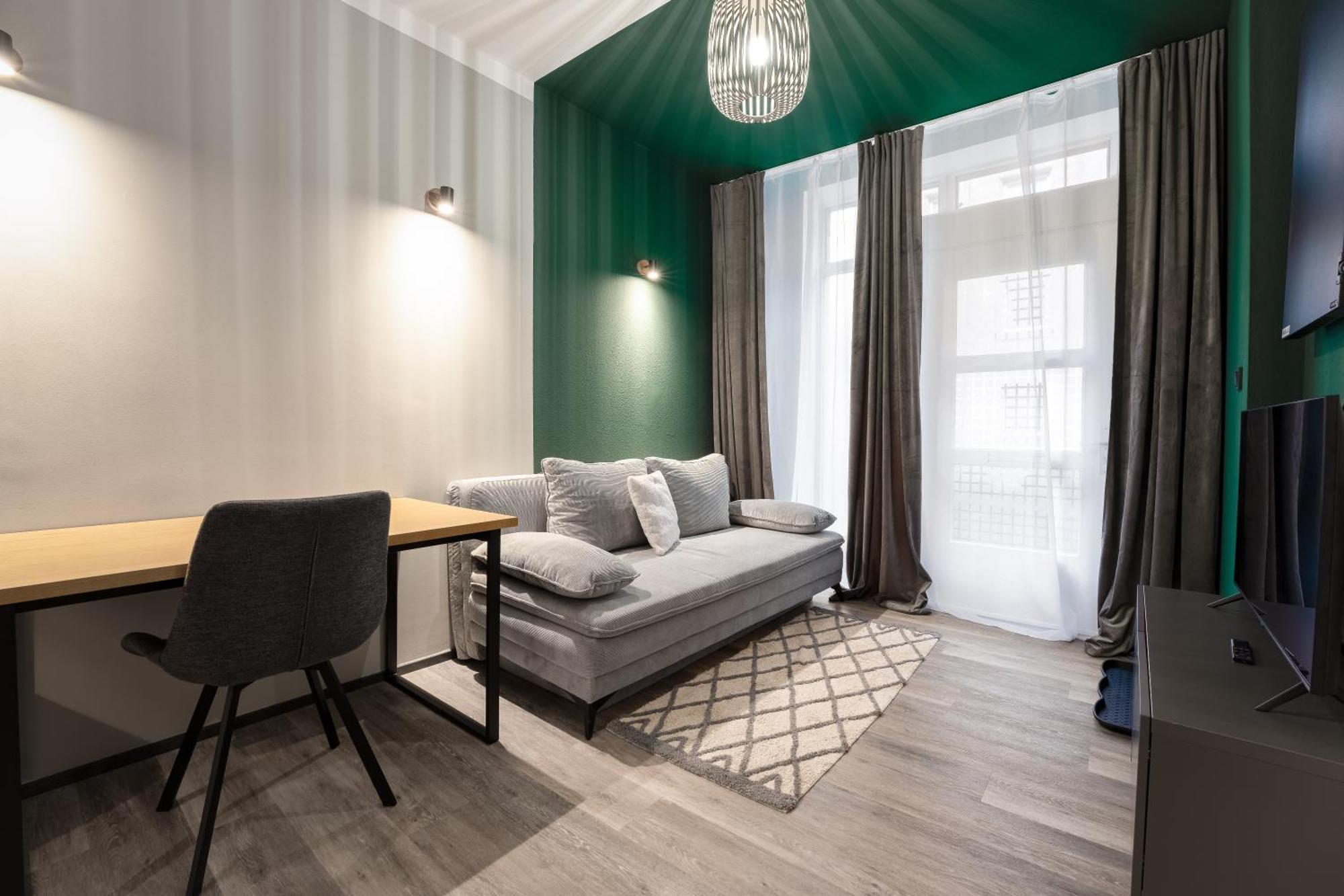 Modern Living Apartment - 3-Zimmer - Nuernberg Nord, Ruhige Seitenstrasse, Fusslaeufig Strassenbahn Exterior photo